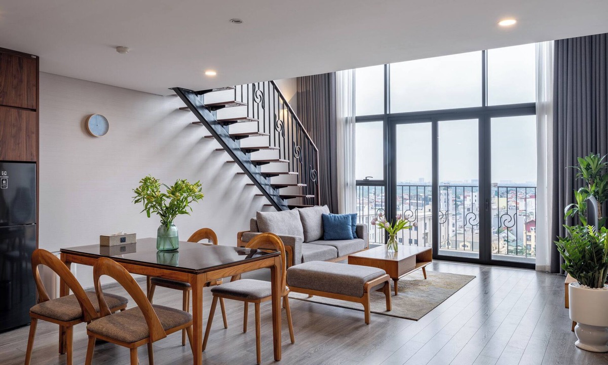 Nhat Tan Apartment | Deluxe apartment in prime location, perfect for business or leisure travelling