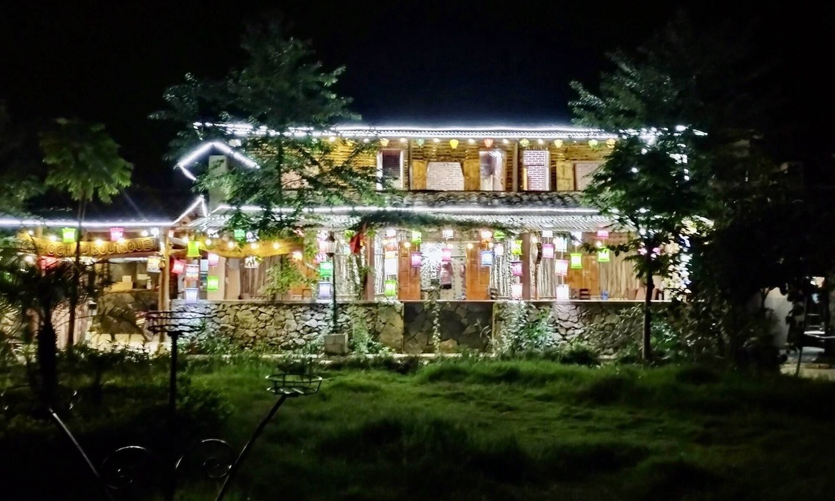 Meo Vac House | Deluxe Double Room - O'Chau Meo Vac Homestay