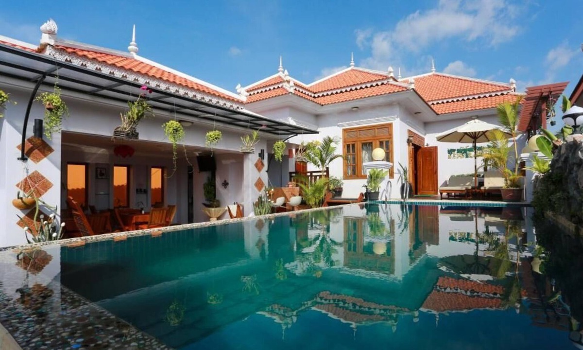 Siem Reap House | Deluxe Twin Room - Breakfast