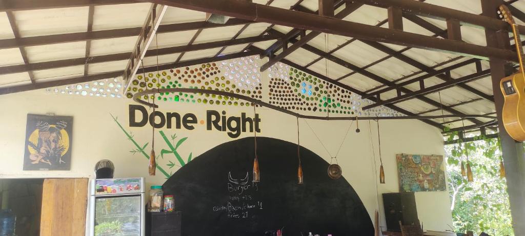 Srae Ambel Hostel | Done Right