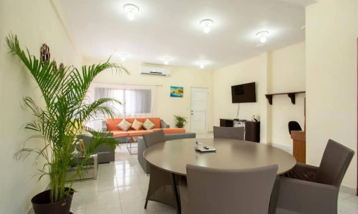 Colonia 10 De Abril Apartment | DOWNTOWN COMFORTABLE APARTMENT, 3 BLOCKS AWAY
