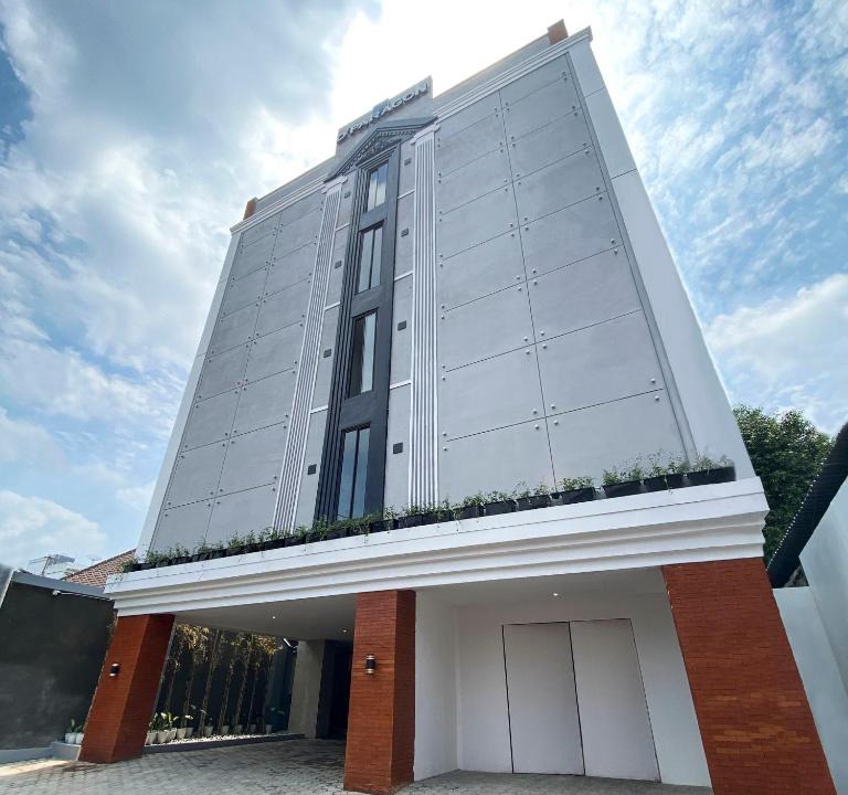 Central Yogyakarta Hostel | Dparagon Malioboro