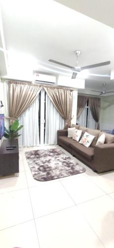 Kampung Telaga Nibong Apartment | DPerdana -Dinies pool,wifi, centre of Kota Bharu, 4-5 pax