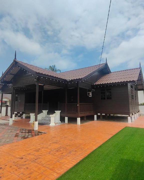 Kampung Pagar Besi House | Dumoh Kayu Homestay