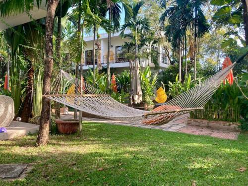 Siem Reap House | Duplex, 1BR Loft, King Bed, Pool, Garden, Sony Soundbar