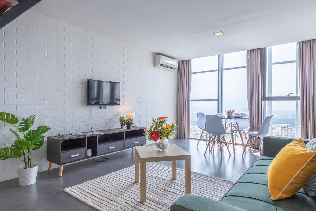 Damansara Perdana Apartment | DUPLEX near IKEA/1Utama/theCurve@Empire Damansara
