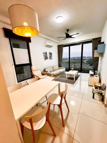 Gelang Patah Apartment | EcoNest 3Bedroom Family Apartment 8px Near Legoland