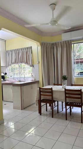 Penampang Apartment | Ecozy Homestay at Beverly Hills Phase 3 Penampang