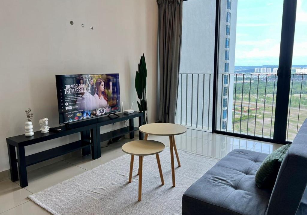 Shah Alam Apartment | Eighteen Suite at Trefoil Setia Alam