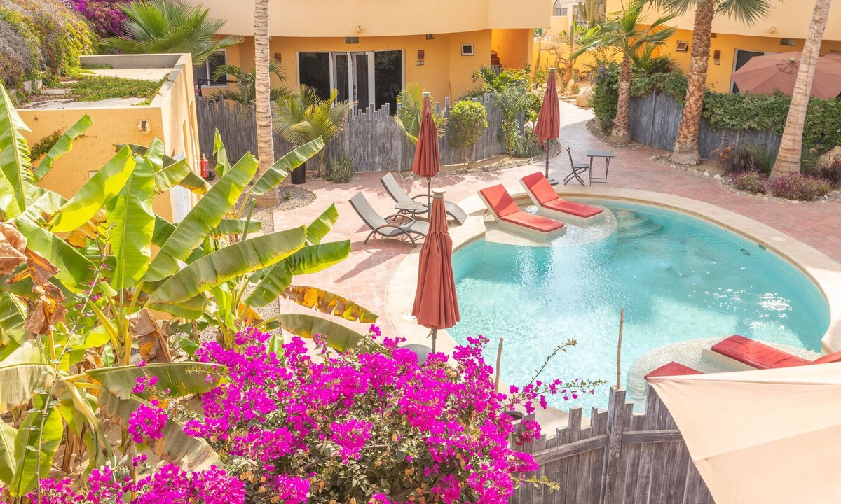 Cerritos Condo | Elegant and beautiful 2nd floor condo, just 300 steps from Cerritos Beach
