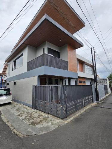 Purwokerto Villa | Elevee House