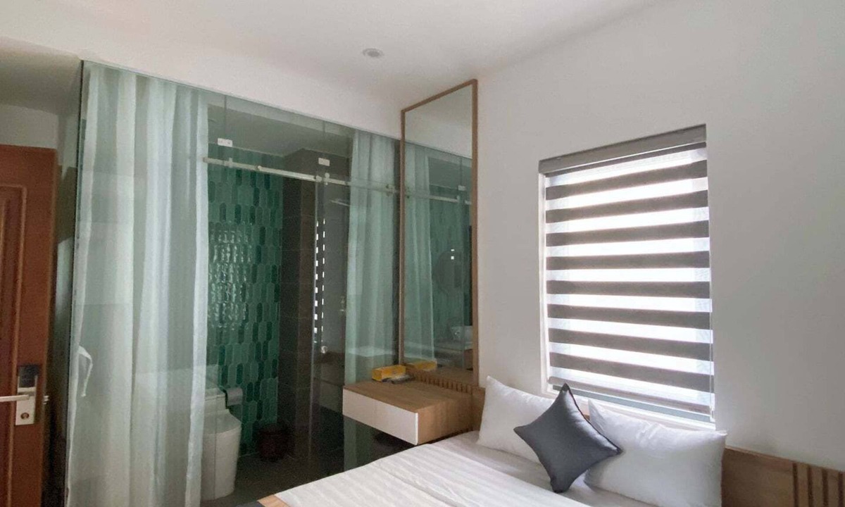 Hue City Centre Villa | Encens villa and spa features a bar, garden, terrace, and free WiFi