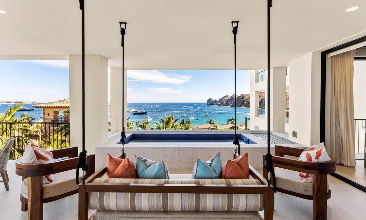 El Medano Ejidal Condo | Enjoy 15% OFF -Luxury Oceanview Residence in Cabo, 5-star Service, Plunge Pool
