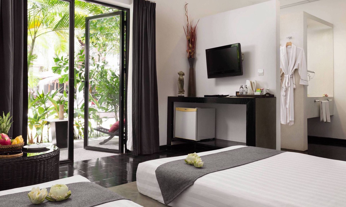 Siem Reap Resort | Family Room: 1Double & Single bed - Free breakfast