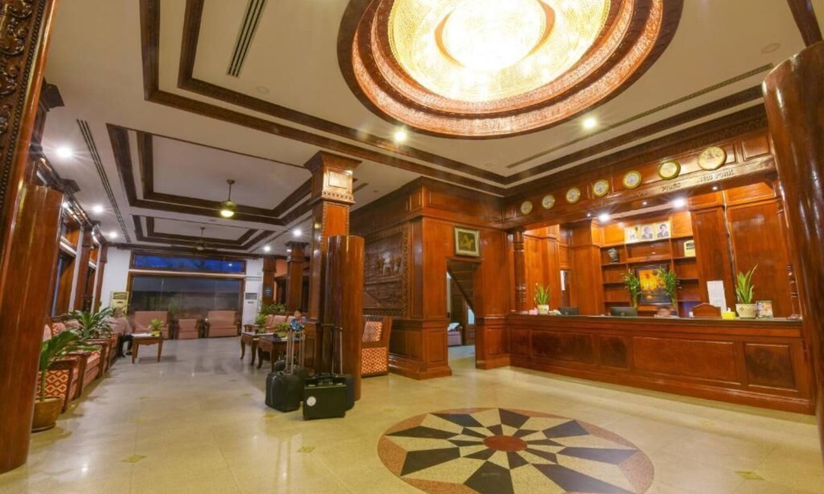Taphul Village Area Hotel | Family Suite Room with Pool View at Angkor Year Theme Hotel