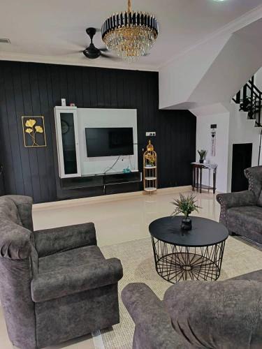 Kampung Sungai Buaya Villa | FF Homestay Dungun