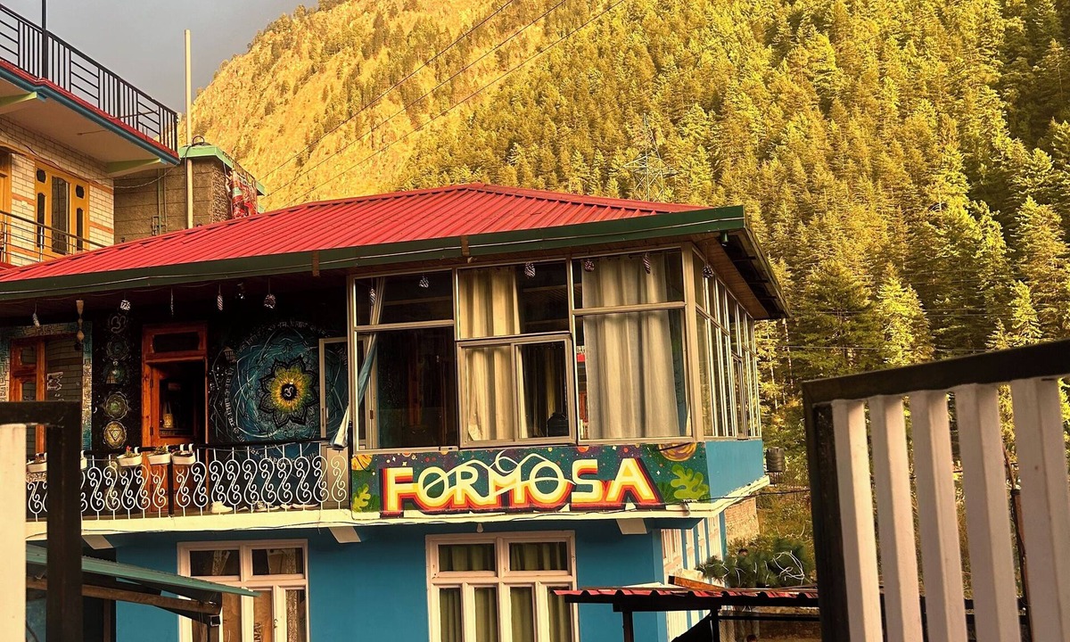 Kasol Villa | Formosa Offbeat Art House Kasol wit best view &vibes