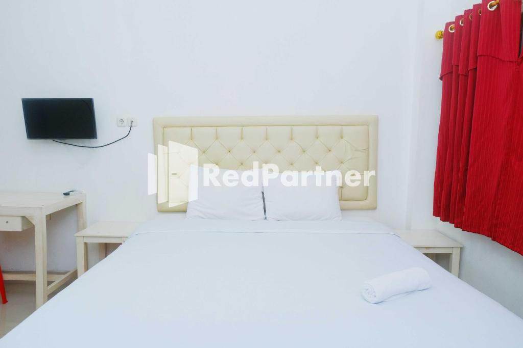 Panakkukang House | Fortuner Homestay Syariah Makassar Mitra RedDoorz