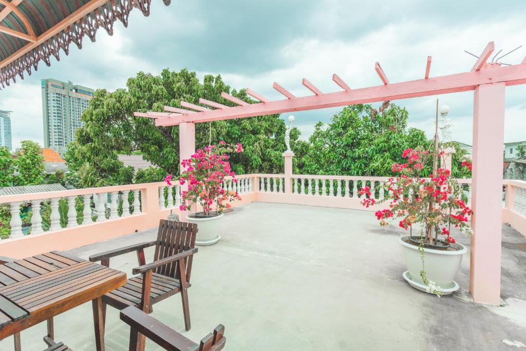 Bang Yi Khan House | Gaiwandhanat Homestay