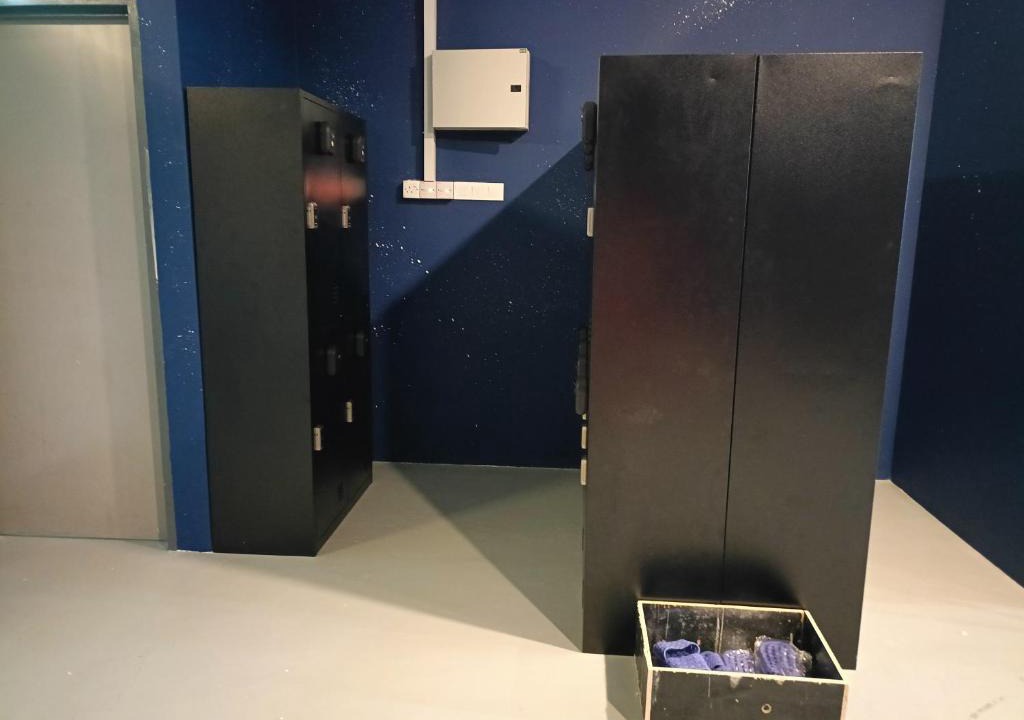 Kampung Tok Rasul Hotel | Galaxy Capsule Hotel near Hitech