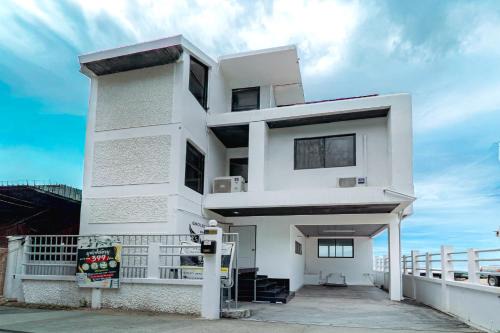 Ban Chang House | Gao Lighthouse Phala Beach