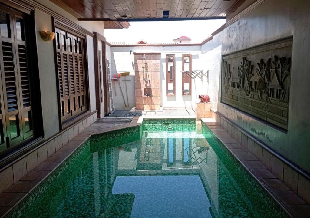Taman Tanjung Ski Chalet | GLX Private Pool Villa