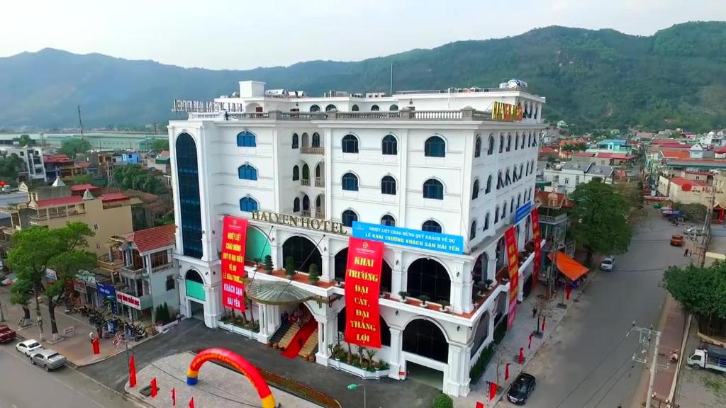 Cam Pha Hotel | Hai Yen Luxury Hotel