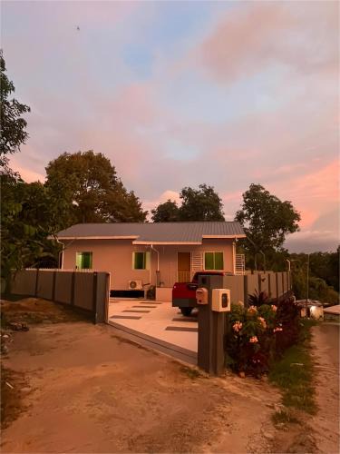 Kota Kinabalu House | Hana Houz Homestay