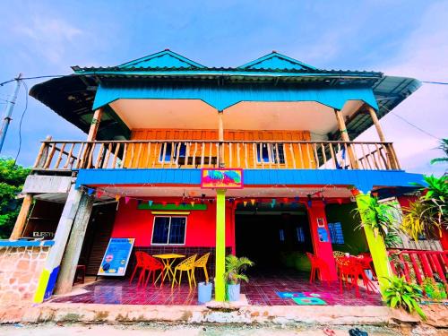 Koh Rong Sanloem House | Happiness Guesthouse & Garden