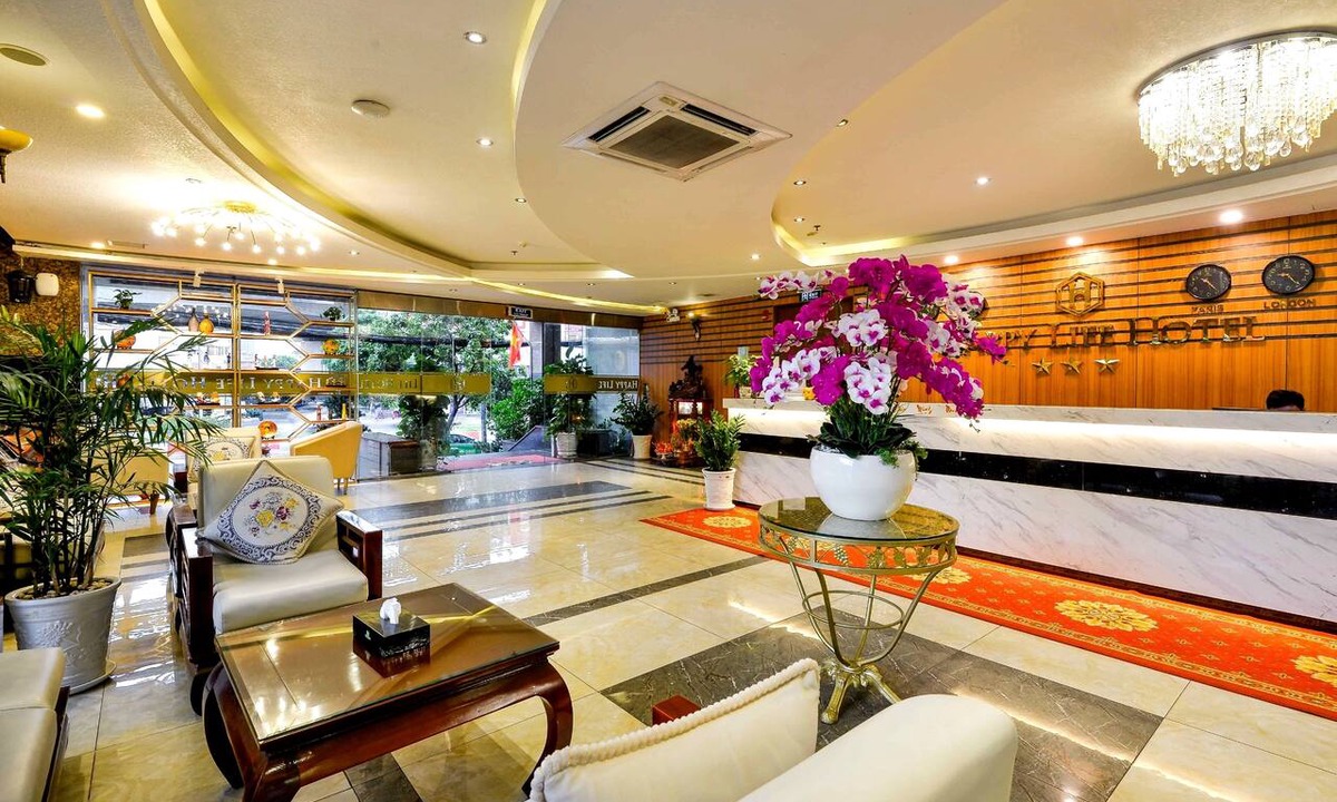 District 7 Hotel | Happy Life Hotel
