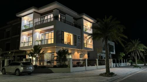 Van Don House | Happy Ocean View Villa