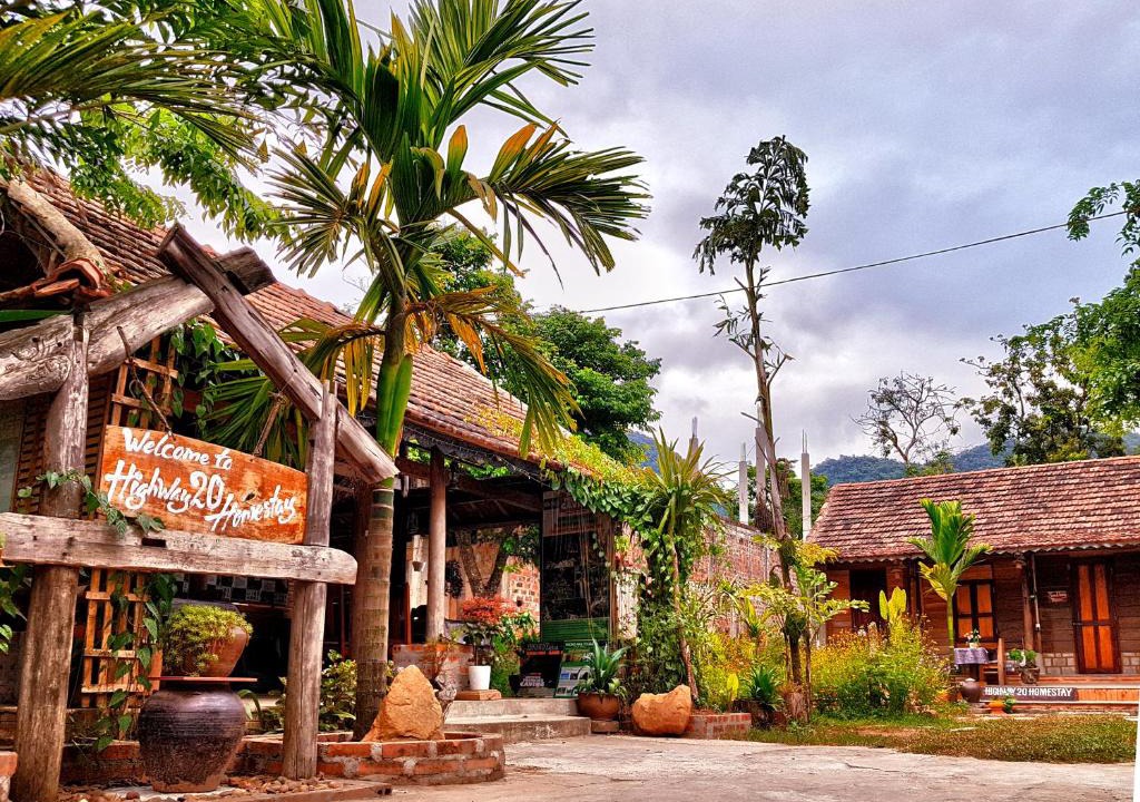 Phong Nha House | Highway 20 Homestay