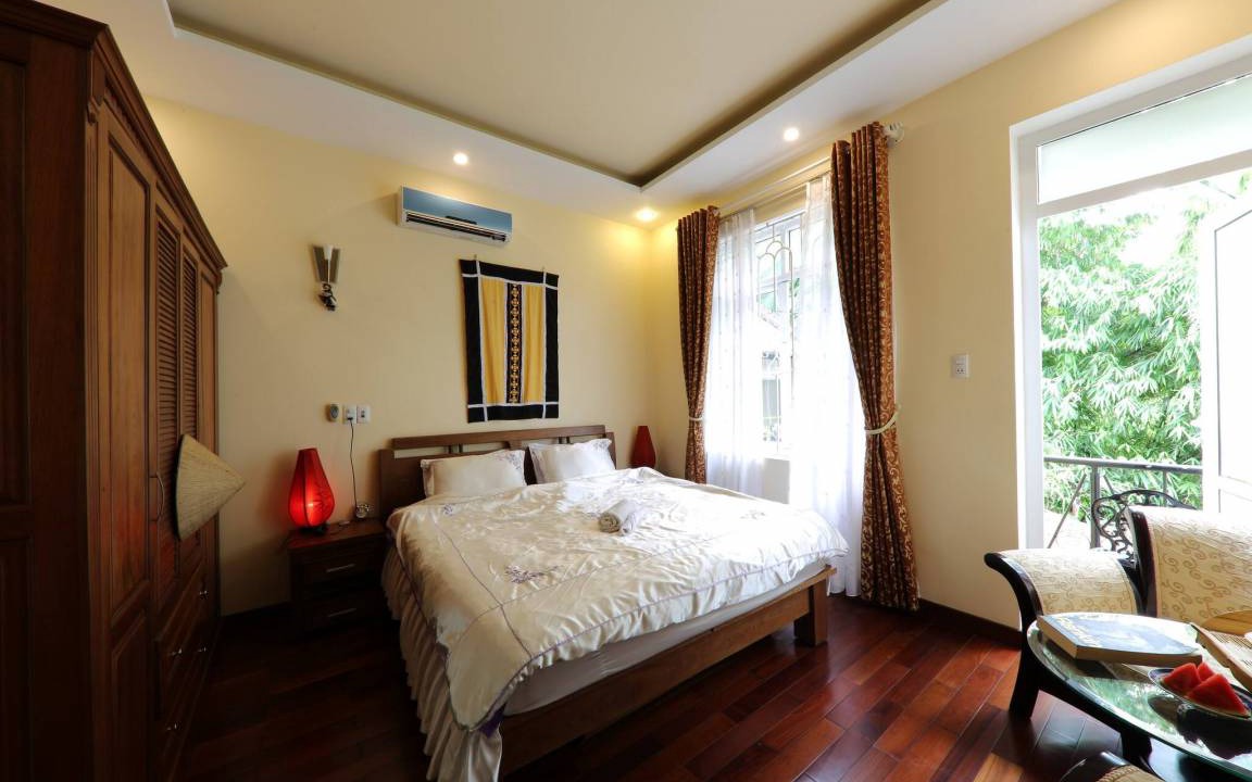 Thuy Xuan Cabin | Hillside Homestay Hue - Silk Room