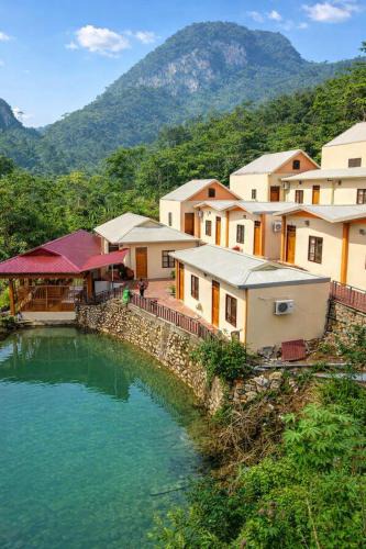 Nam Mau Hotel | Hoa Lan Hotel