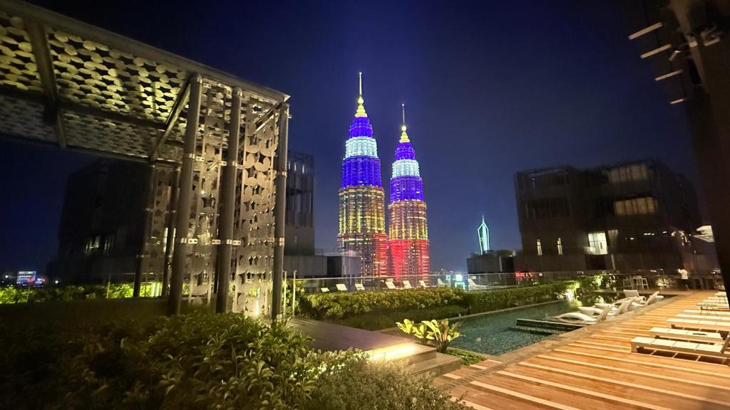Kuala Lumpur City Centre Apartment | Holiday Suites at Star