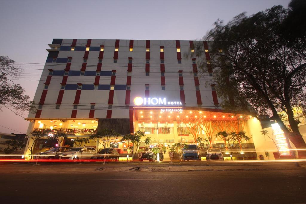 Kudus Hotel | HOM Hotel Kudus by Horison Group