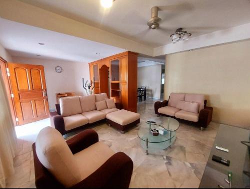 Subang Jaya House | Homestay 3 Bedrooms USJ11, Subang Jaya