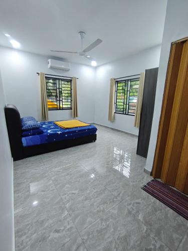 Parit Raja House | Homestay Ayong
