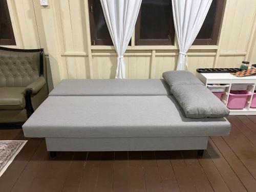 Batu Buruk House | Homestay Bee