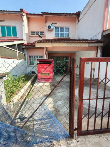 Gua Musang House | Homestay Cikgu