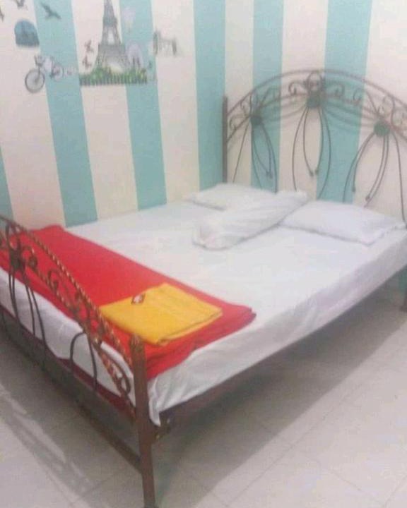 Tegal House | Homestay Green Garden Residence