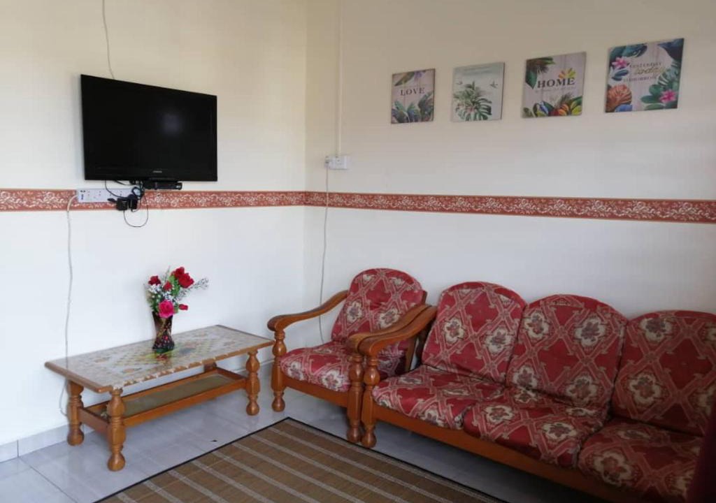 Pekan House | Homestay Ibu