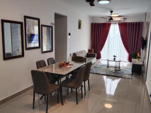 Bukit Serindit Apartment | Homestay Iza Serindit Residence