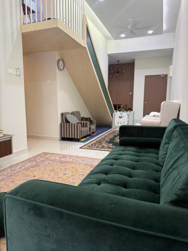 Bandar Saujana Putra Apartment | Homestay Kidzplay BSP21 Islam Only