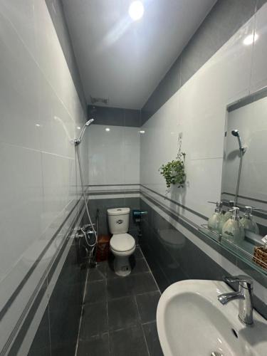 Vinh Hy Hotel | Homestay Nhà Của Bắp