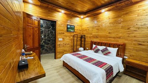 Trung Khanh Other | Homestay nhà hàng Liên Khôi
