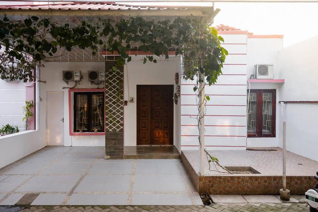 Pekalongan House | Homestay NJ Syariah : Pekalongan