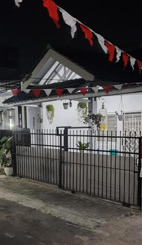Cirebon House | Homestay Permata Cirebon