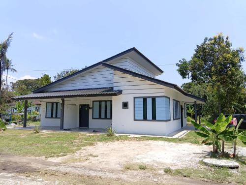 Kuala Kangsar House | Homestay Rimbunan Hijau