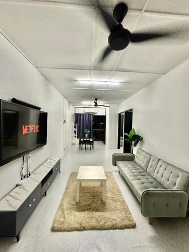Ampang Apartment | Homestay Syahezzie fully aircond Netflix With Jacuzi